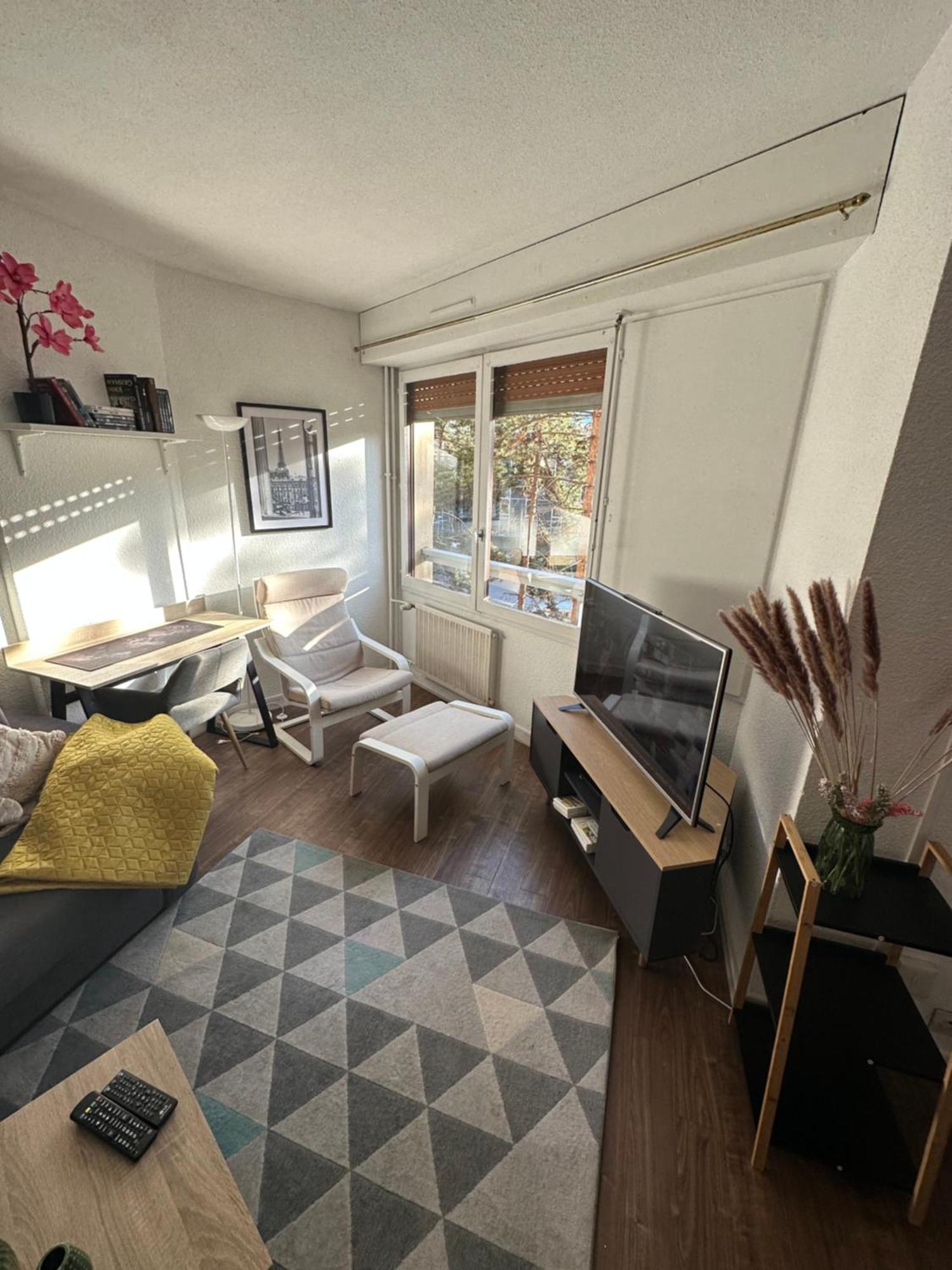 Studio Elegant A Cergy Extérieur photo