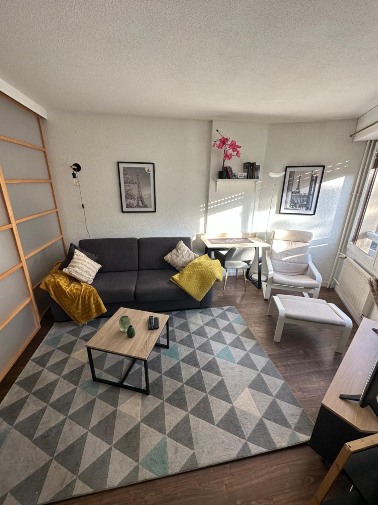 Studio Elegant A Cergy Extérieur photo